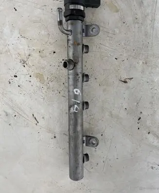 Mercedes-Benz C W204 Fuel main line pipe A6420700495