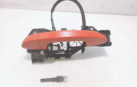 Volkswagen PASSAT B6 Front door exterior handle 3C0837885H