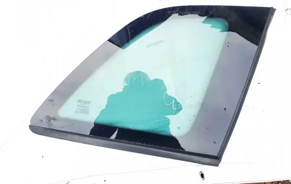 Fiat Croma Rear side window