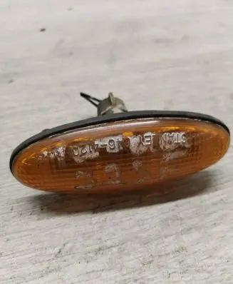 Ford Galaxy Front indicator light 046-4120