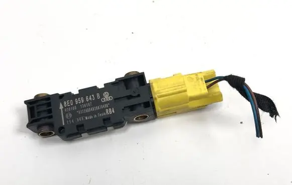 Audi A4 S4 B7 8E 8H Airbag deployment crash/impact sensor 8E0959643B
