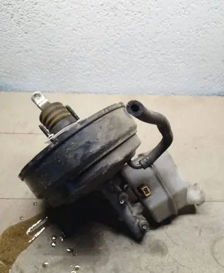 Hyundai Tucson JM Master brake cylinder Bm341106