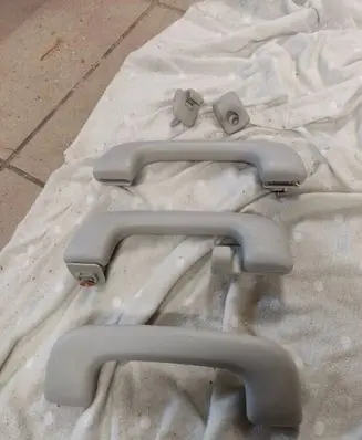 KIA Niro A set of handles for the ceiling 