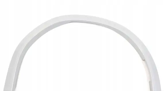 Fender trim (molding)