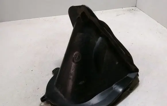 Renault Trafic II (X83) Other under body part 8200209773 93850109