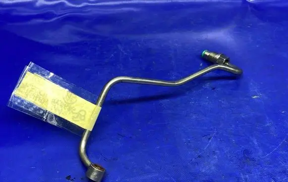 Nissan Qashqai Turbo turbocharger oiling pipe/hose 927394R