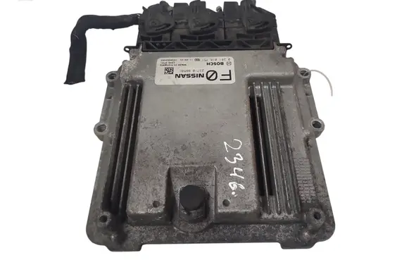 Nissan Qashqai Engine control unit/module 0281018751 13490701