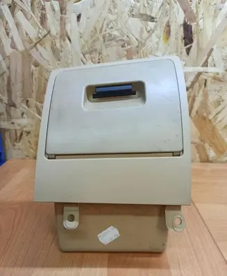 BMW 5 E60 E61 Glove box 585300105