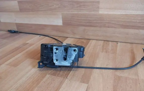 Renault Modus Front door lock 288313 288313A 8200288313