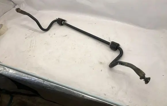 Mazda CX-3 Front anti-roll bar/sway bar H802