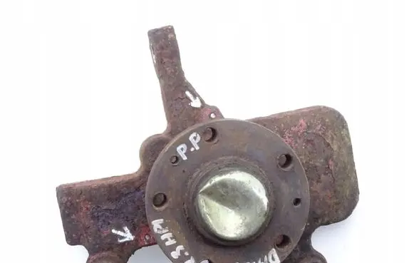 Iveco Daily 3rd gen Front wheel hub spindle knuckle