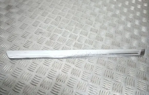Opel Astra J Front sill trim cover 498166255
