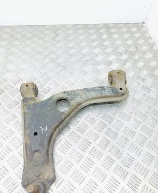 Opel Zafira B Front lower control arm/wishbone
