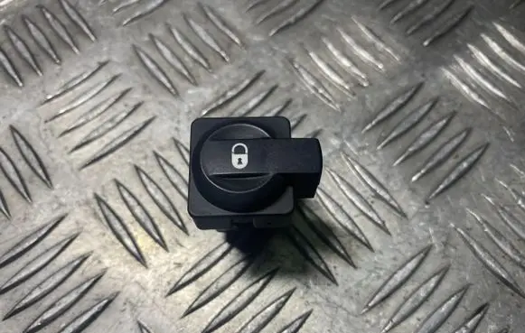 Citroen C4 I Central locking switch button 96476626XT 2397
