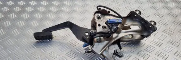 Lexus IS 220D-250-350 Clutch pedal