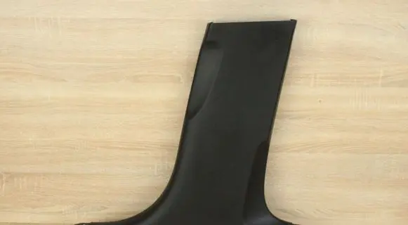 (B) pillar trim (bottom)