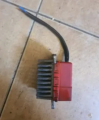 Volkswagen Multivan T4 Heater blower motor/fan resistor 701907521 5DS00645501 PA66GF25