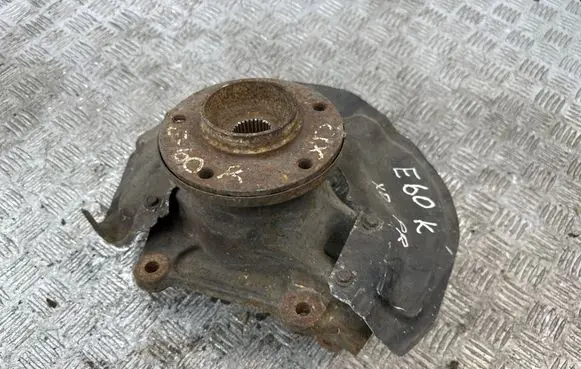 BMW 5 E60 E61 Front wheel hub