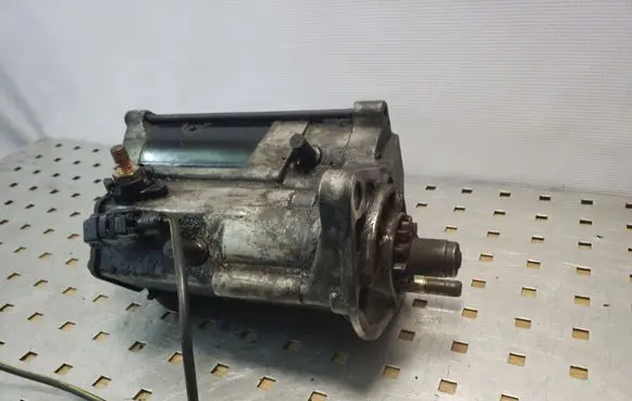 Toyota Land Cruiser (J120) Starter motor 4280001370 2810030070
