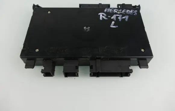 Mercedes-Benz SLK R171 Seat control module A2118208685