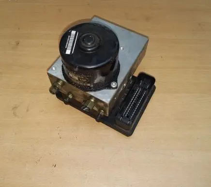 Nissan Navara D40 ABS Pump 47660EA270