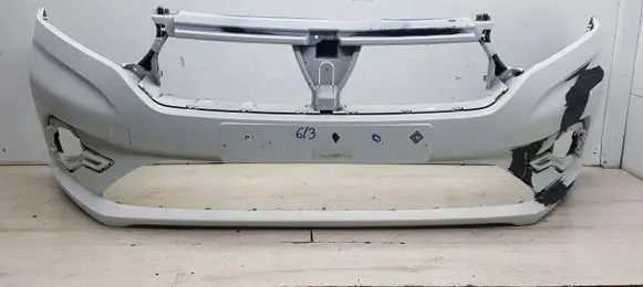 Dacia Sandero Front bumper 620228531R