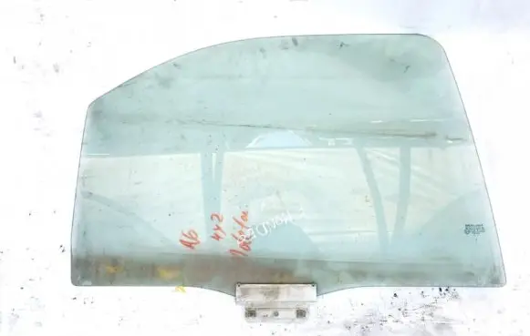 Rear door window glass