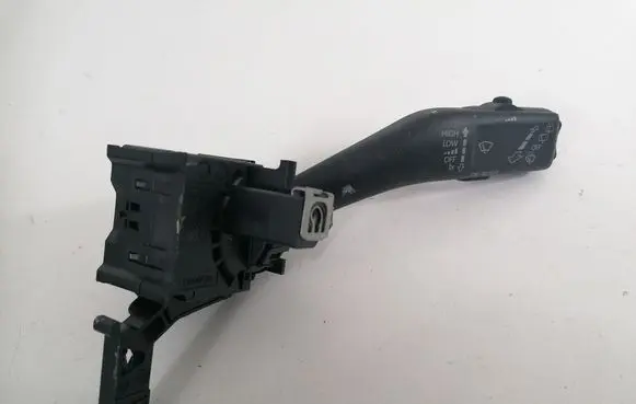 Skoda Octavia Mk2 (1Z) Wiper control stalk 1K0953519J