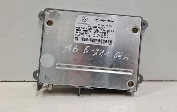 Mercedes-Benz E W211 Bluetooth control unit module A2118700026 UH03MM01LT DM70121577