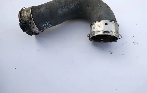 Air intake hose/pipe