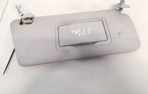 Sun visor