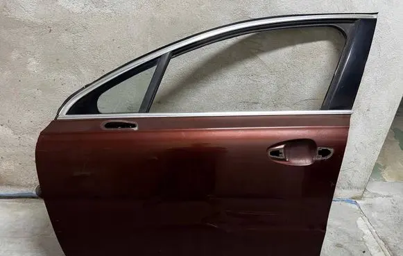 Peugeot 508 RXH Front door 