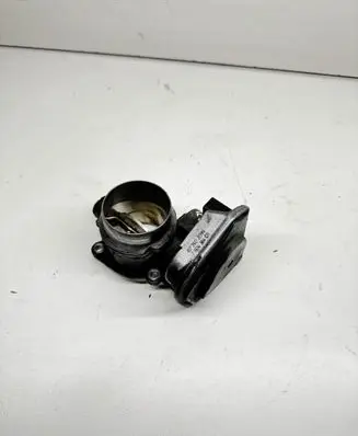 BMW 5 E60 E61 Throttle valve 7804384 780438401 B72402099