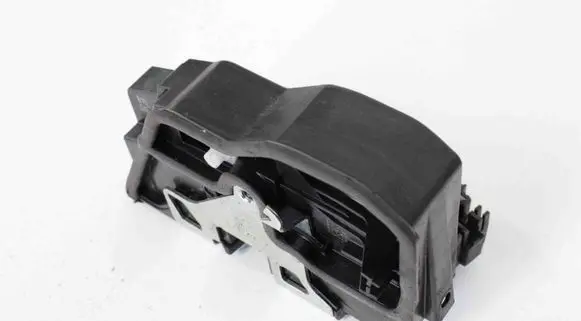 BMW 1 E81 E87 Coupe door lock (next to the handle) 7202145
