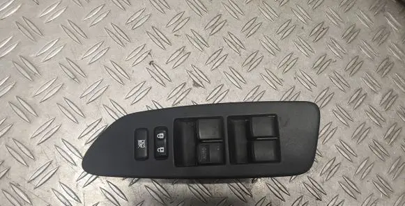 Toyota Auris 150 Electric window control switch 7423202550