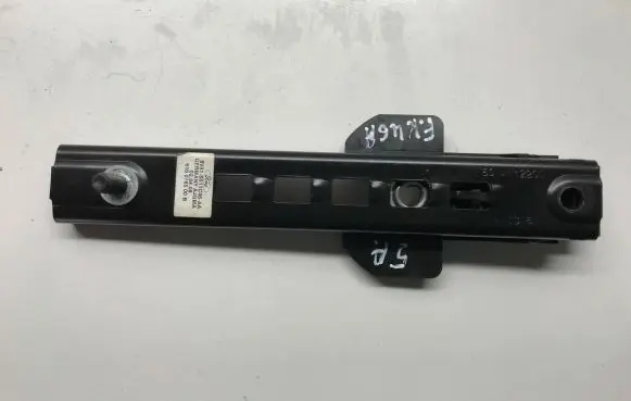 Ford Kuga I Seat belt adjustment rail 8V41S611C46AA
