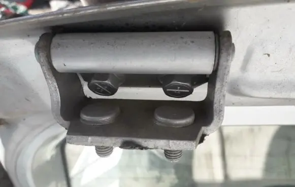 Mitsubishi Space Star Tailgate/trunk/boot hinge
