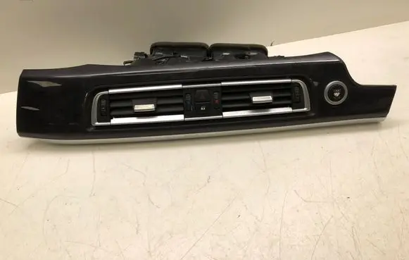 BMW 3 E90 E91 Dash center air vent grill