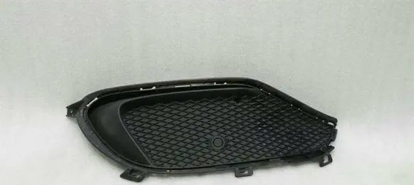 Mercedes-Benz A W176 Front bumper lower grill A1768852700