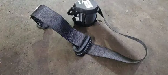 Jeep Patriot Rear seatbelt 615301364A