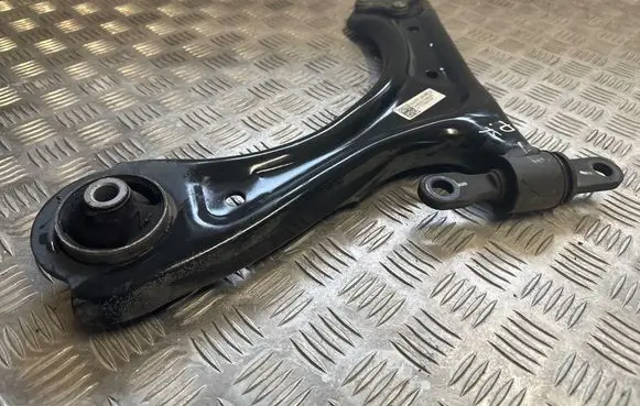 Front lower control arm/wishbone