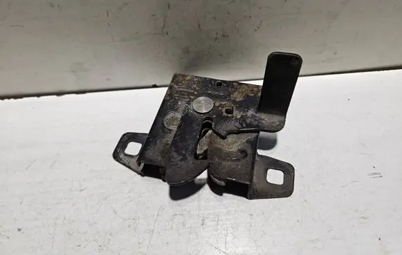 Ford Fiesta Engine bonnet/hood lock/catch 89FB16700BE