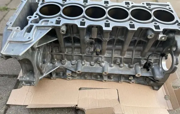 BMW 5 F10 F11 Engine block 7585986