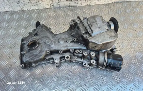 Volkswagen Golf Plus Timing chain cover 03C109211AR