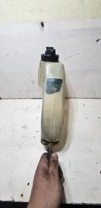 Mercedes-Benz E W124 Power steering fluid tank/reservoir 0009899103