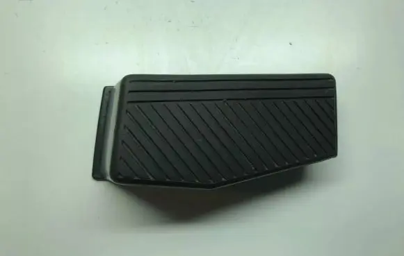 KIA Sportage Foot rest pad/dead pedal 3288133900