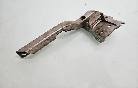 BMW 7 F01 F02 F03 F04 Radiator mount bracket 7186513