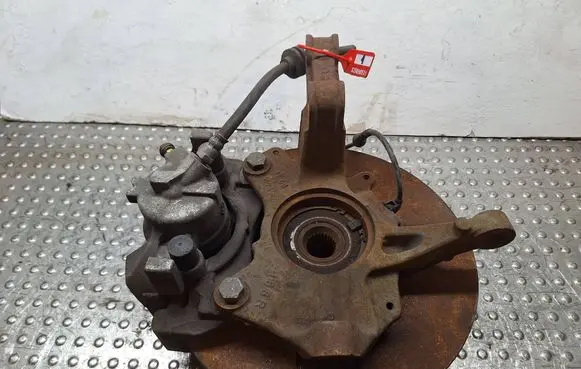 Renault Megane III Front wheel hub spindle knuckle S25056531 400147163R