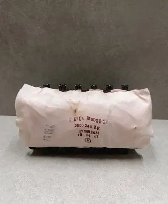 Tesla Model X Passenger airbag 104800900D 2506344AE 515802651
