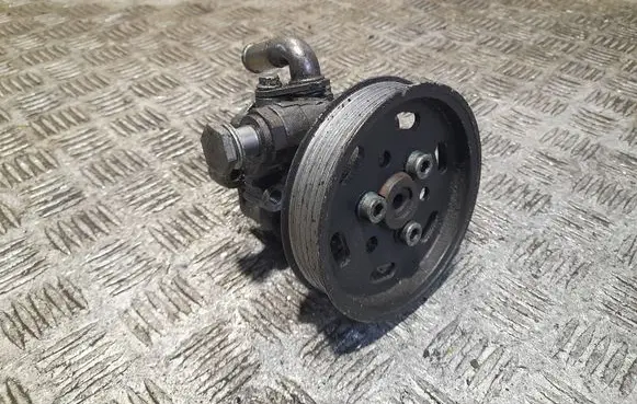 Volkswagen Golf IV Power steering pump 1j0422154a